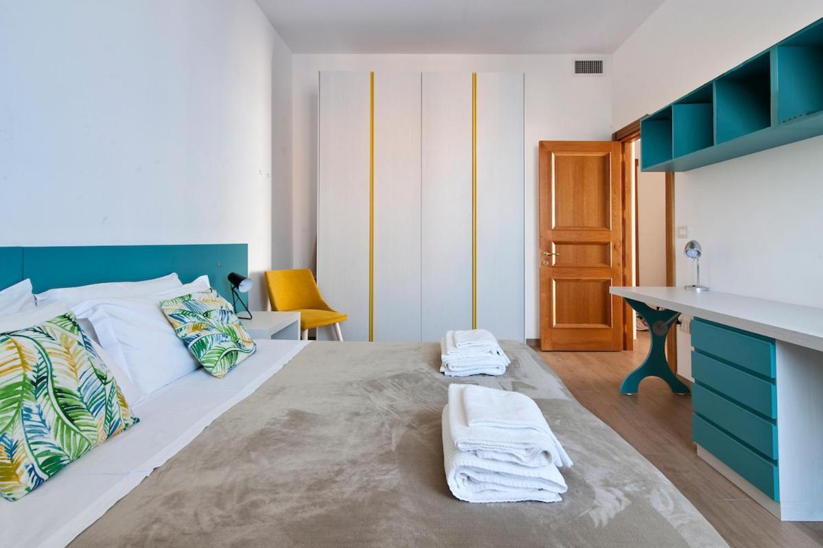 Residence De Franchis - Smart Apartments Лече Екстериор снимка
