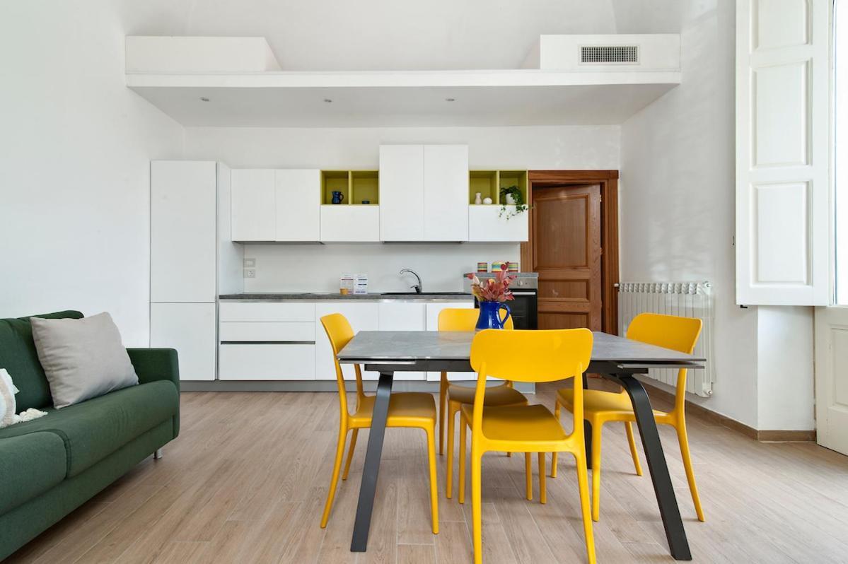 Residence De Franchis - Smart Apartments Лече Екстериор снимка