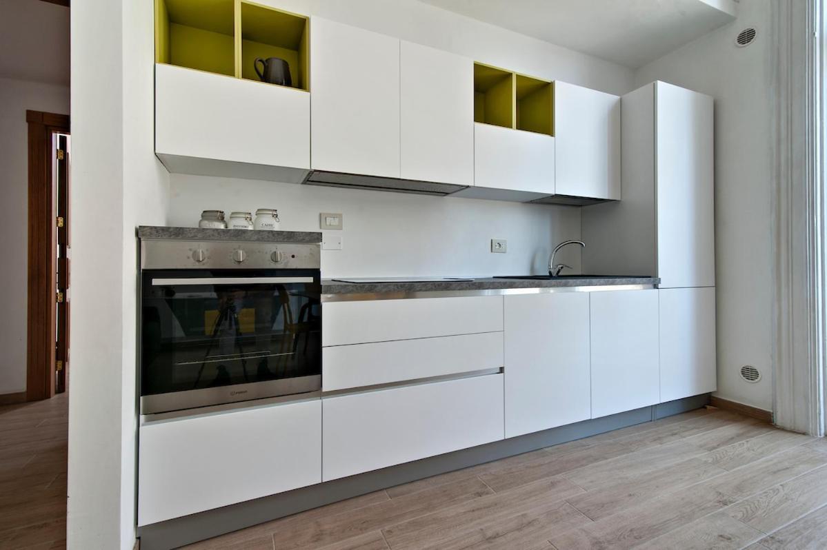 Residence De Franchis - Smart Apartments Лече Екстериор снимка