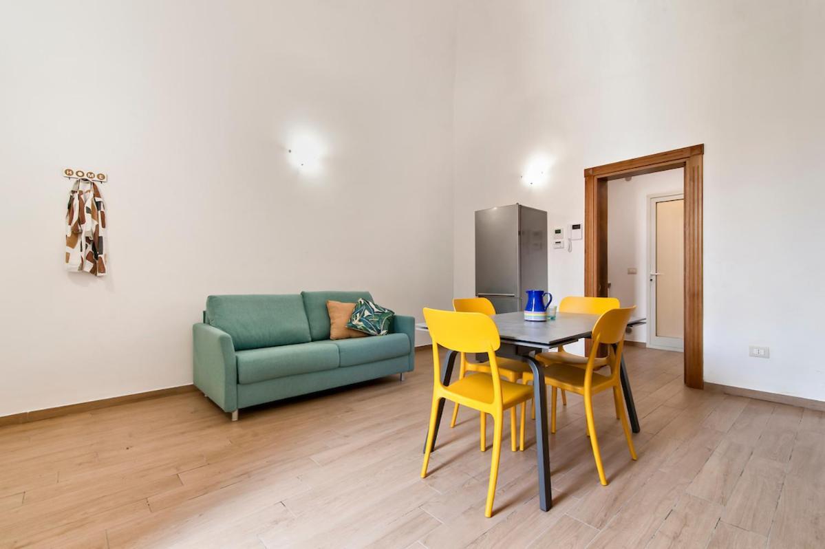 Residence De Franchis - Smart Apartments Лече Екстериор снимка