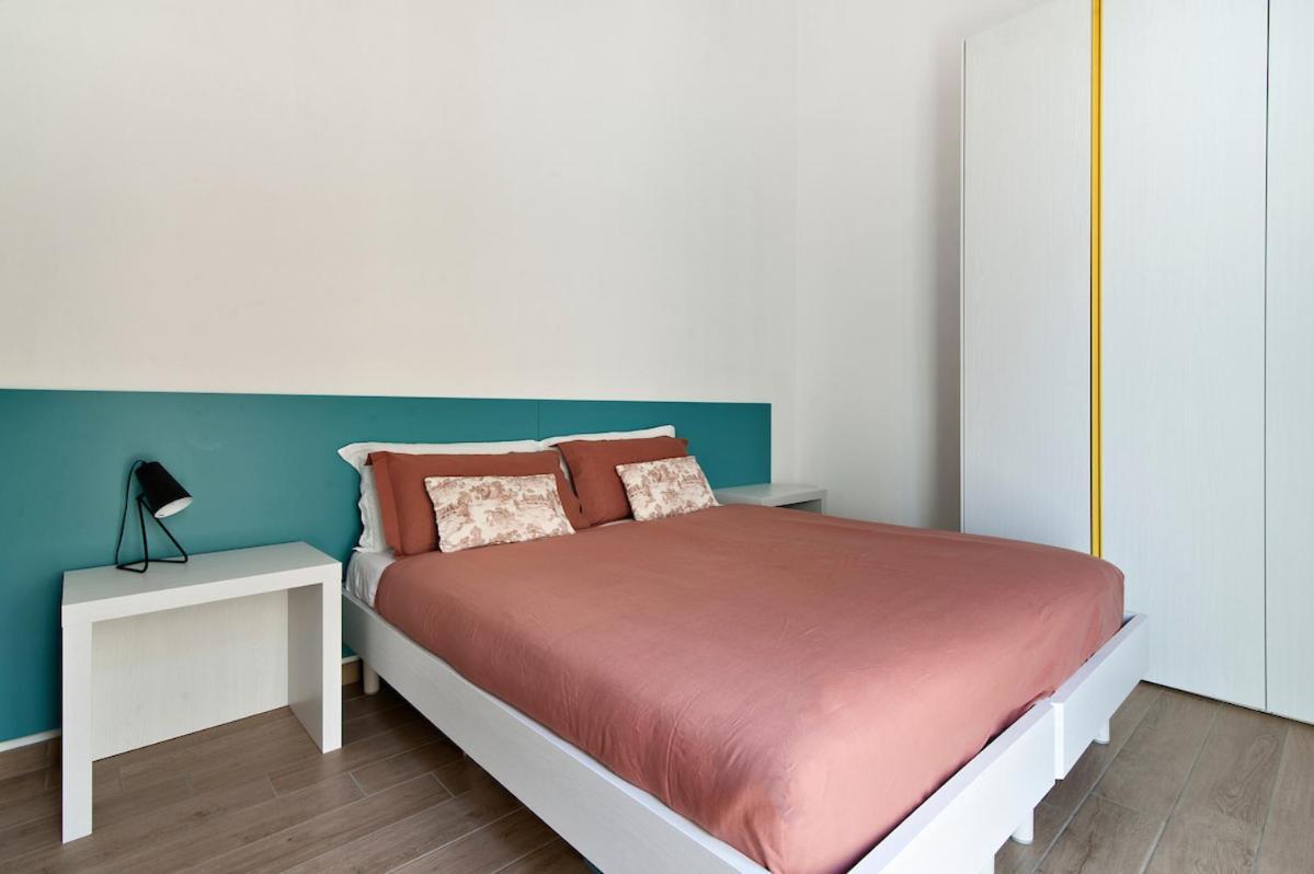 Residence De Franchis - Smart Apartments Лече Екстериор снимка