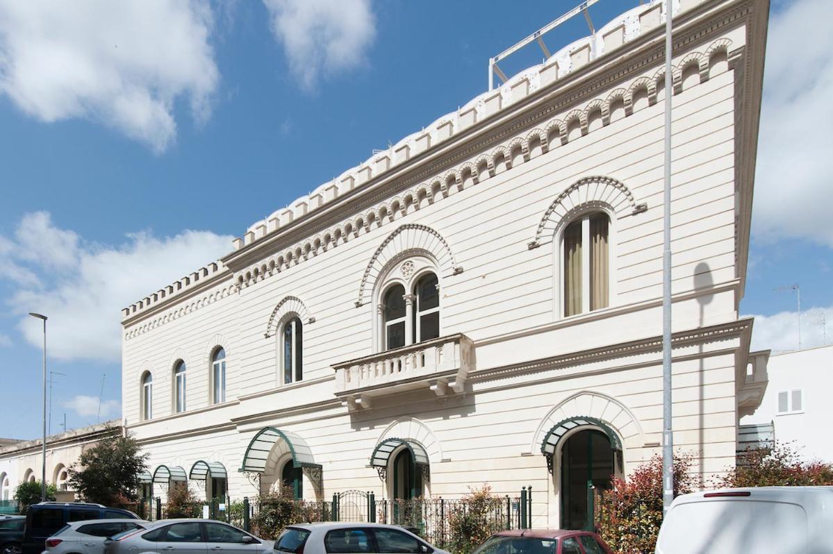 Residence De Franchis - Smart Apartments Лече Екстериор снимка