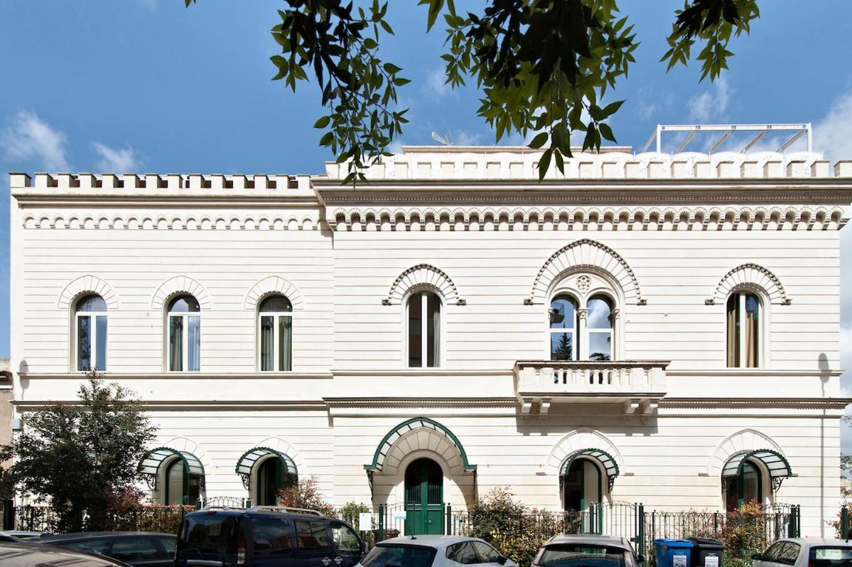 Residence De Franchis - Smart Apartments Лече Екстериор снимка